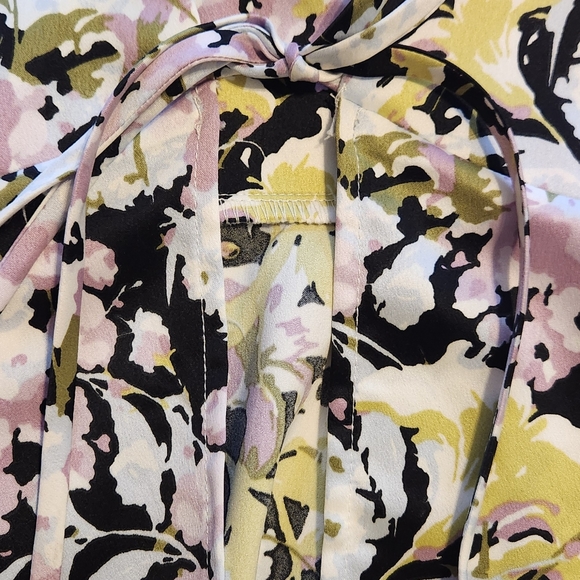 Abstract flower print, on spaghetti strap, baby girl, front tie tank top - Picture 3 of 4